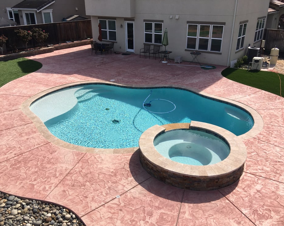 this is an image of pool deck in Encinitas