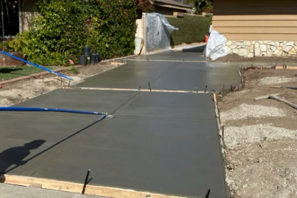 this image shows concrete driveway in Encinitas, California
